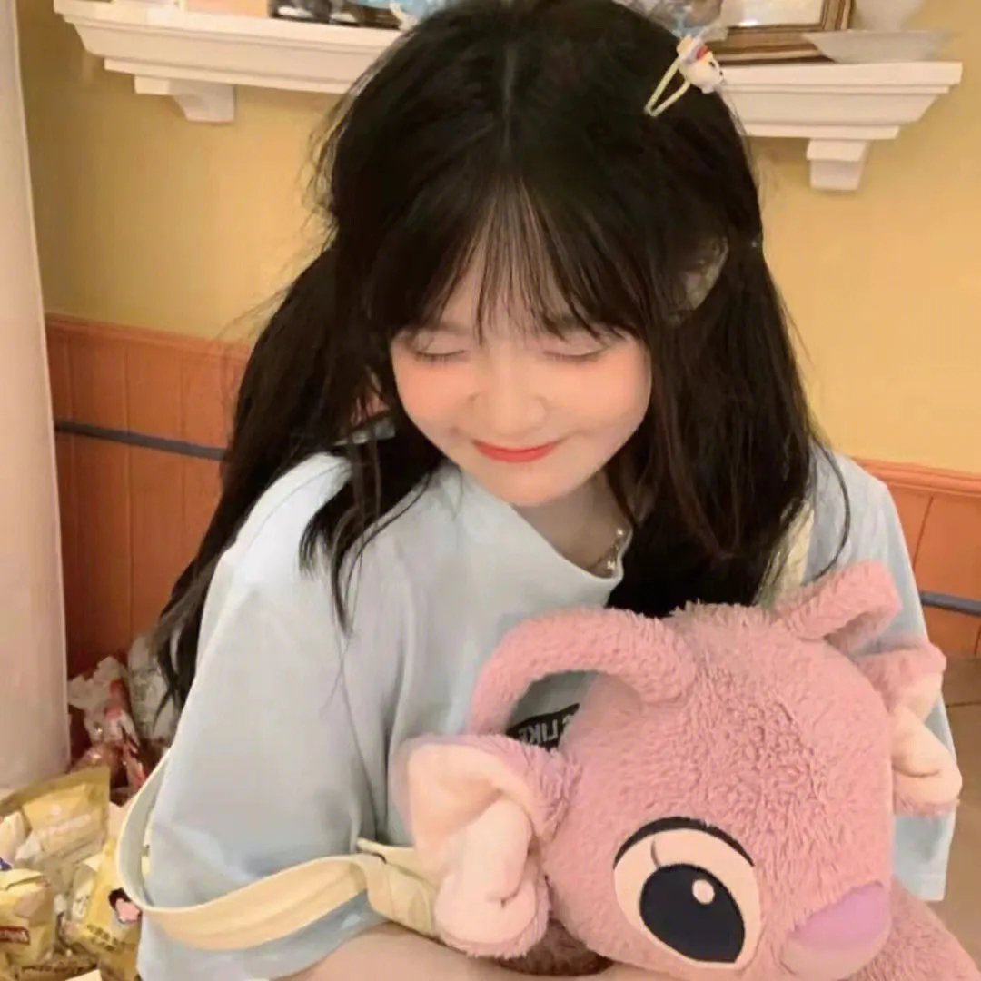 昭昭明月入君怀