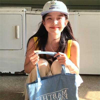 封印万年炸天出关，天崩地裂寸草不生